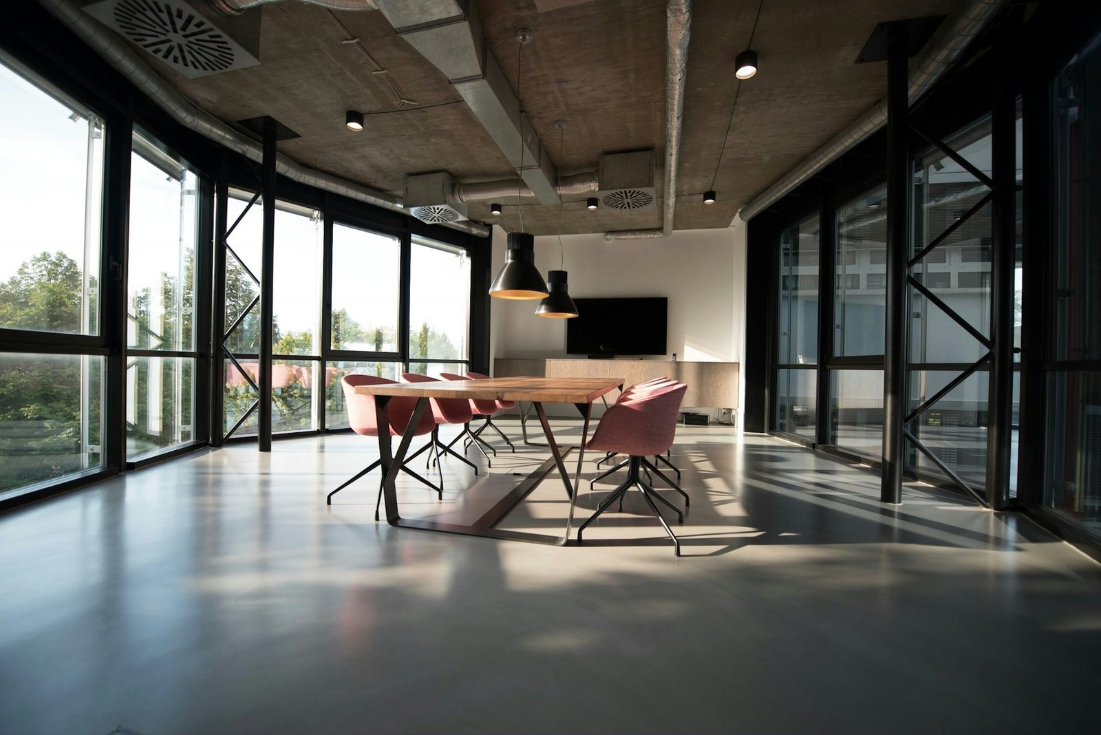 Turnkey Office Interior Design vs Manual Contractors in Dubai What to Choose